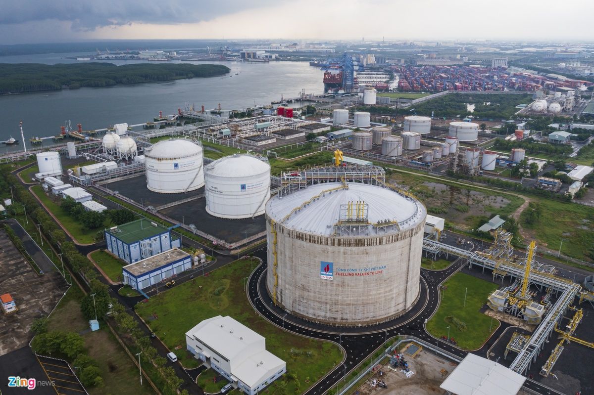 THE FIRST LNG STORAGE IN VIETNAM